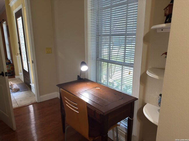 Building Photo - Spacious Fully Furnished Family Home with Heated Pool, Spa & Workshop in Arrowhead