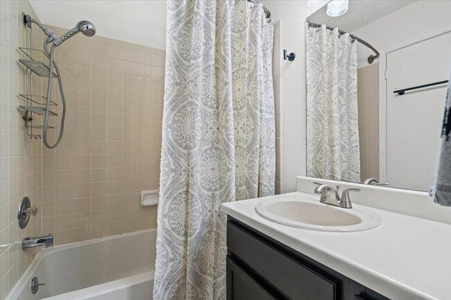 Building Photo - 11821 Bittern Hollow