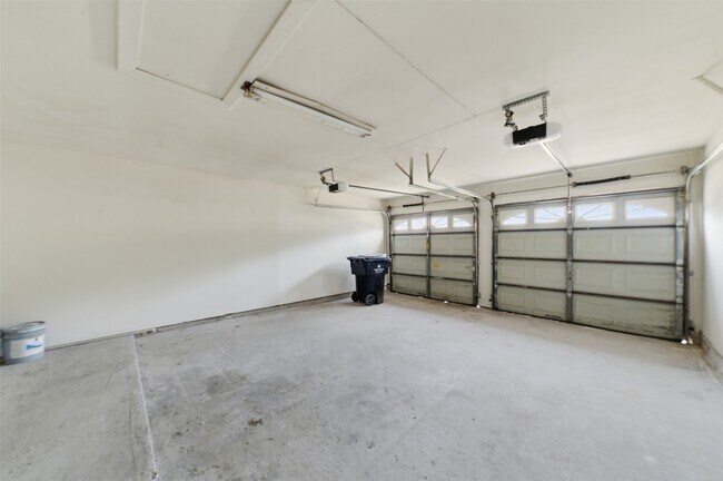 Building Photo - 16615 Dounreay Dr