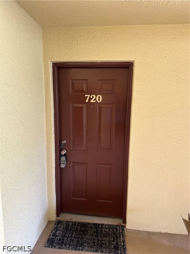 Building Photo - 4105 Residence Drive