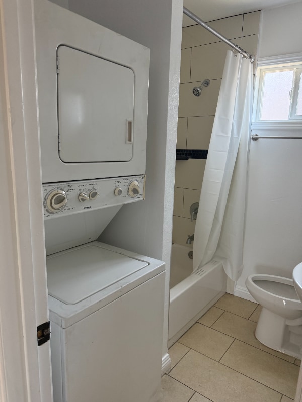 Building Photo - 524 E Rhea St