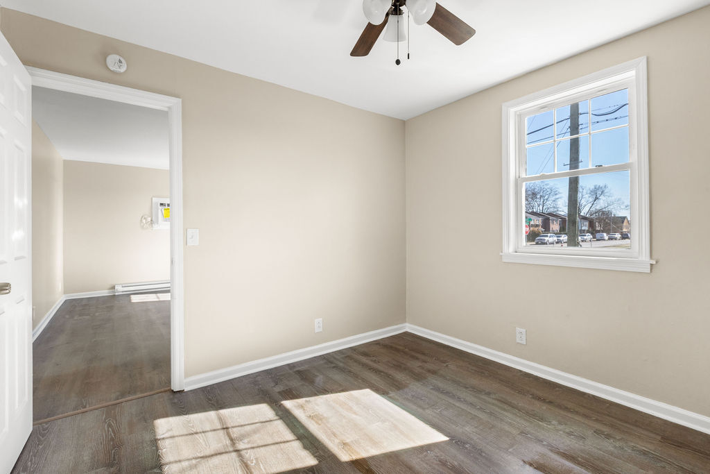 bedroom unit A - 335 Grace St