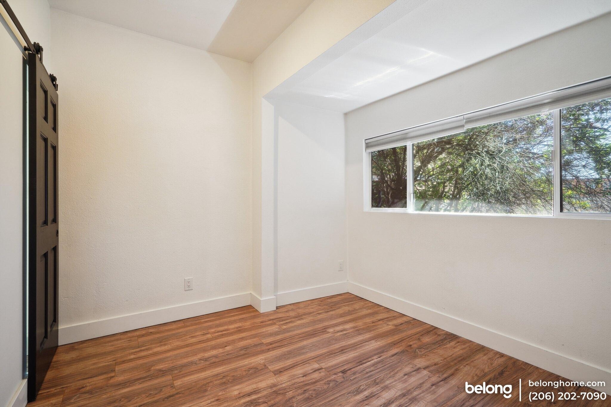 Building Photo - 1619 S Lane St