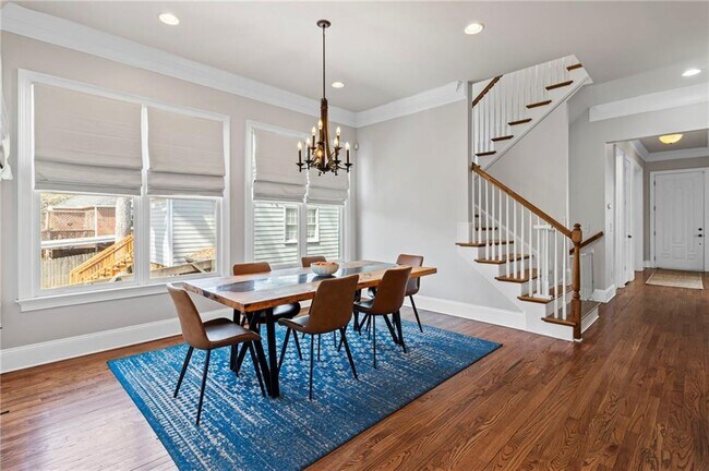 Building Photo - 255 Lindbergh Drive NE