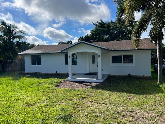 Primary Photo - 3880 Home St