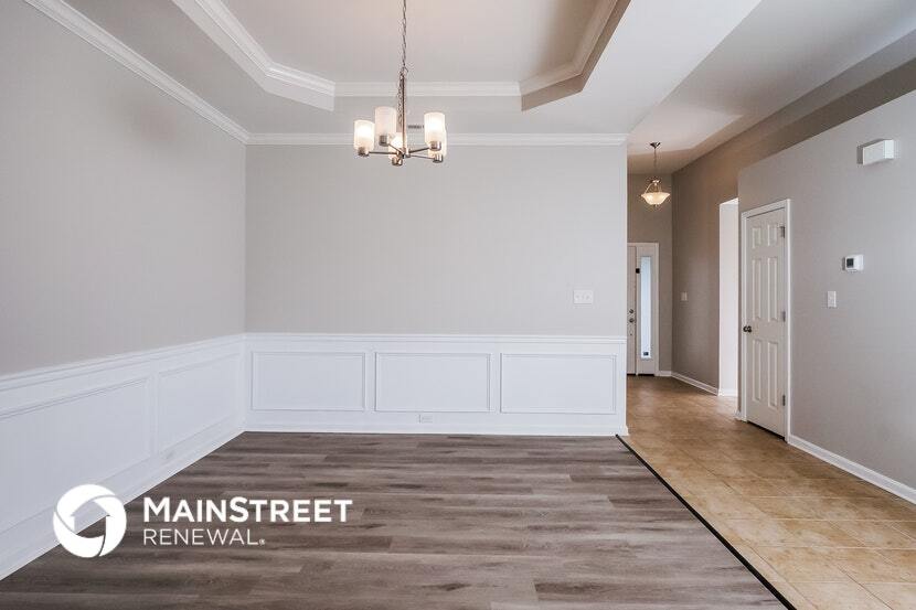 Building Photo - 11502 Top Walnut Loop