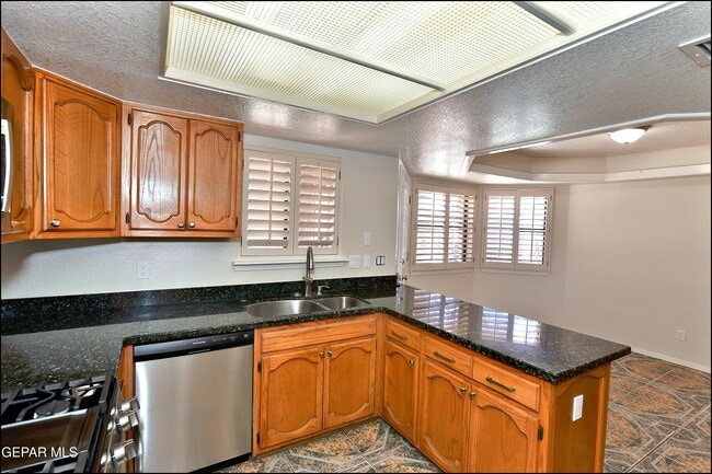 Building Photo - 11620 Laura Marie Dr
