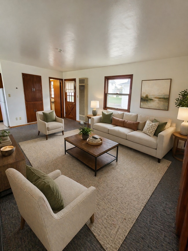 Interior Photo - 405 Kirkwood Ave. (5 Unit)