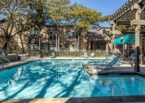 Building Photo - 10432 High Hollows Dr