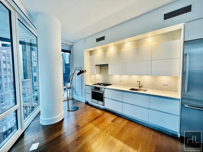 Building Photo - 222 East 44th Street