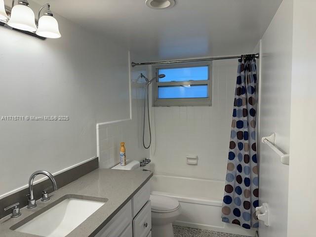 Building Photo - 1333 E Hallandale Beach Blvd