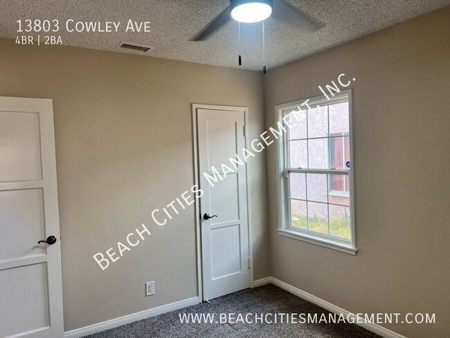 Building Photo - 13803 Cowley Ave