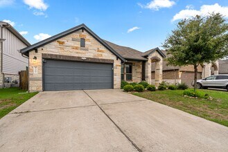 Building Photo - Beautiful 3 bedroom, 2 bathroom home in Hills of Bear Creek!!!
