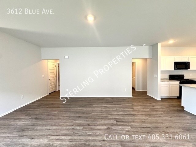 Building Photo - 3612 Blue Ave