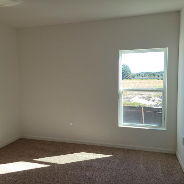 Building Photo - 4057 Serene Water Ave