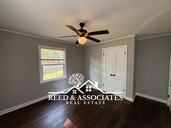 Building Photo - 3 Bedroom in Whitehaven!