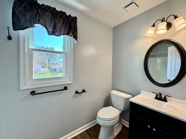 Building Photo - Great Neck Pool Home! First-Time Rental Available NOW! Pet Friendly - Corner Lot - Top Schools!