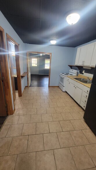 Building Photo - 3682 Craig Ave
