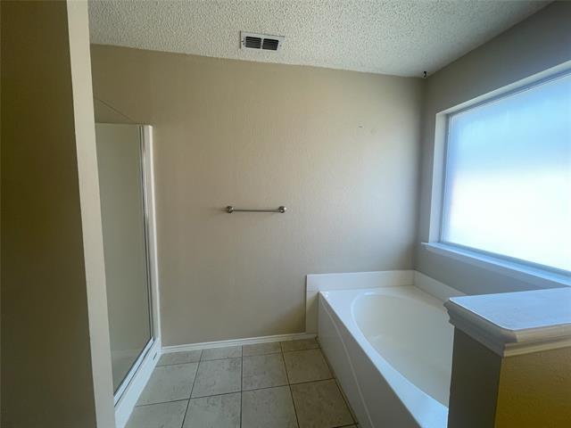 Building Photo - 2712 Jennie Wells Dr