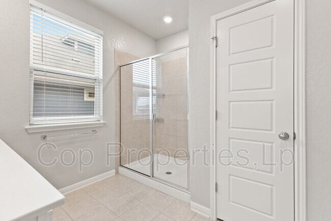 Building Photo - 11627 Troubadour Trl