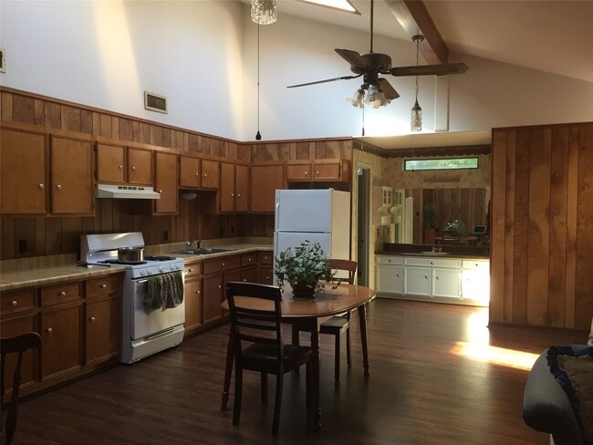 Building Photo - 2604 Bois D Arc Dr