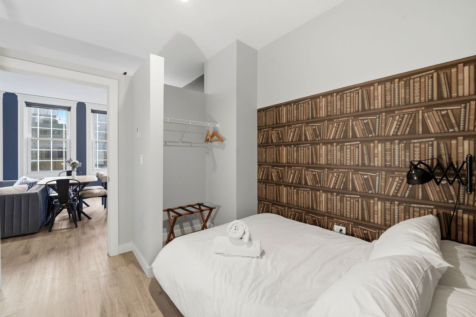 Building Photo - 417 S Dearborn St