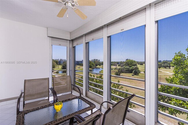 Building Photo - 2671 S Course Dr