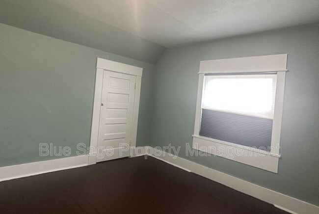 Building Photo - 1226 Tremont St