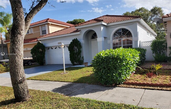 Primary Photo - 10846 Limeberry Dr