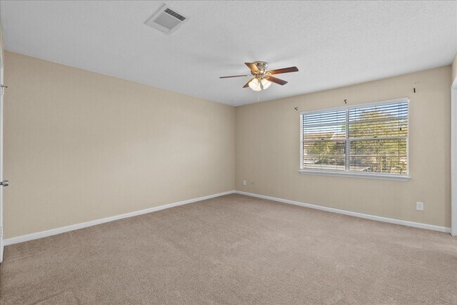 Building Photo - 1448 Silverpines Rd