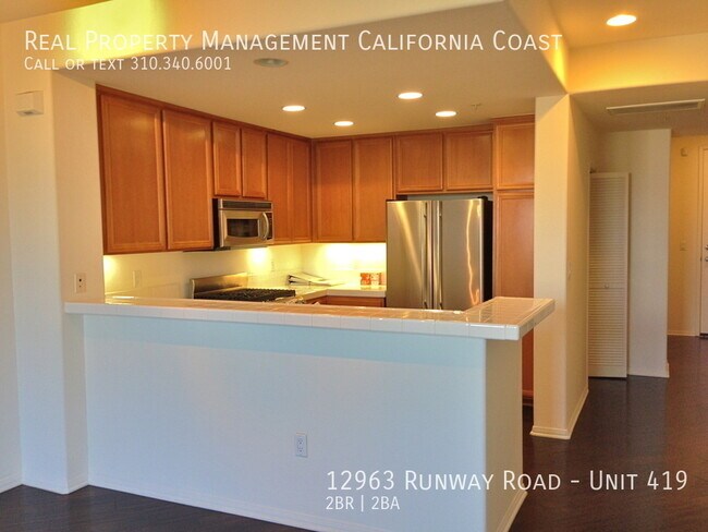 Building Photo - 12963 W Runway Rd