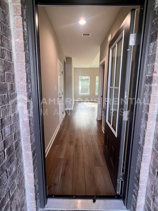 Building Photo - Home for Rent in Bay Minette, AL!! View with 48 Hours Notice!