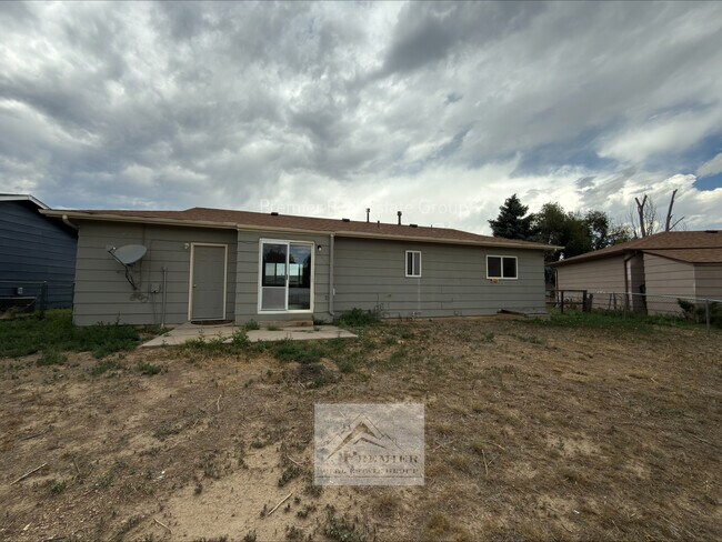 Building Photo - 334 Maram Way