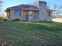 Building Photo - 811 Hoyle Rd