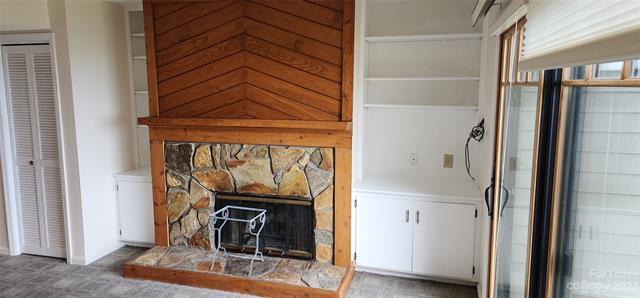 Building Photo - 2881 White Oak Mountain Rd