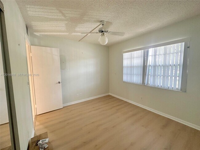 Building Photo - 1151 SW 128th Terrace