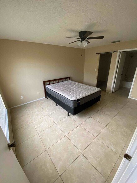 Building Photo - 2969 Bonaventure Cir