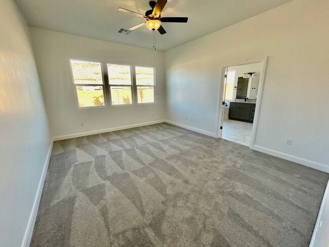 Building Photo - Four-Bedroom Home in Washington Fields