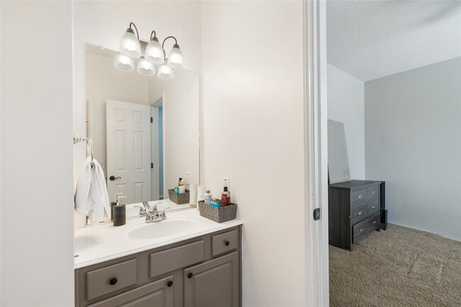 Building Photo - 11939 Painted Canyon Dr