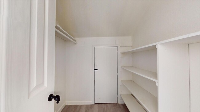 Building Photo - 3806 Cosby St