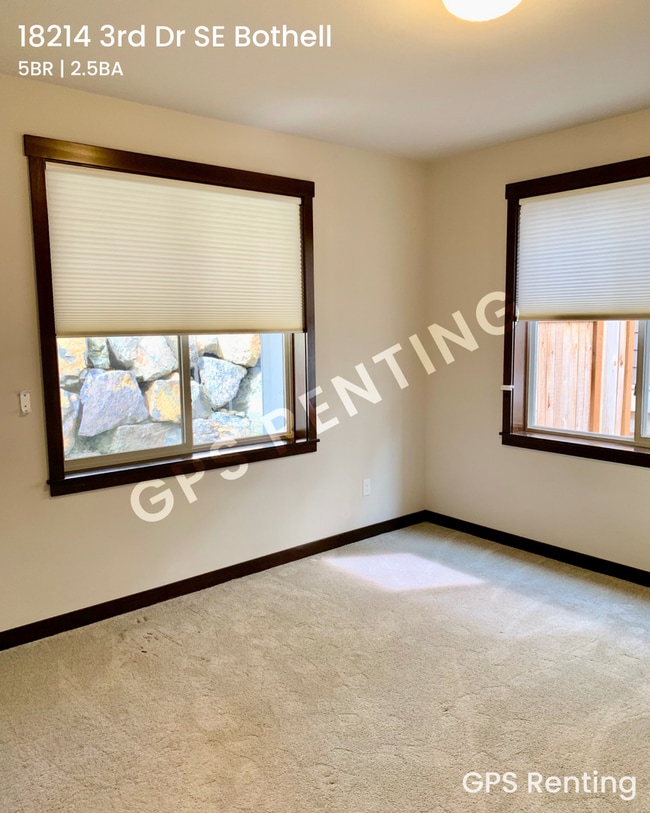 Building Photo - 18214 3rd Dr SE