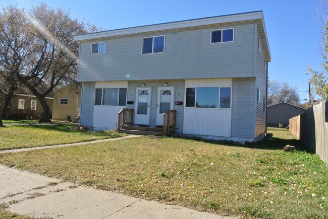 Building Photo - 109/111 21st St NW