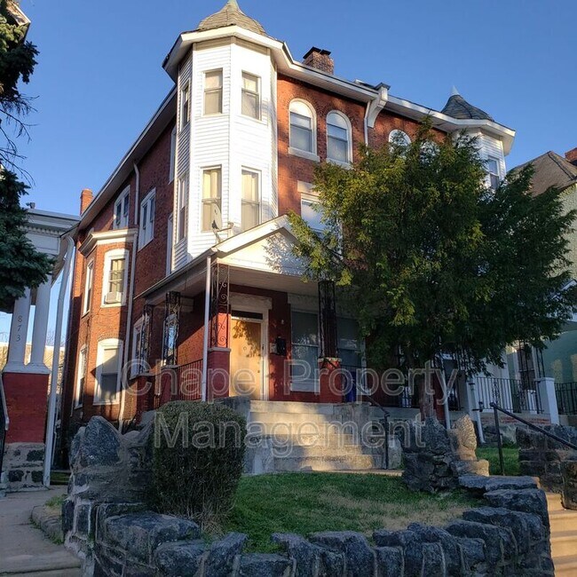 Building Photo - 871 Wynnewood Rd