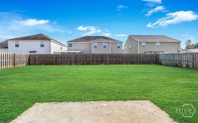 Building Photo - 40 Burnt Oak Rd