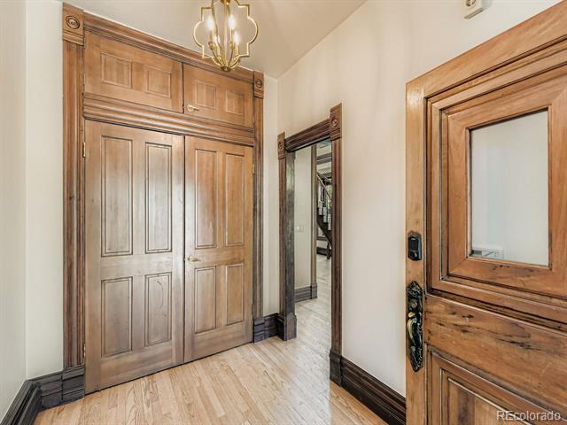Building Photo - 2140 W 28th Ave