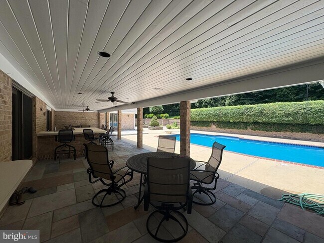 Building Photo - 4233 Buckskin Wood Dr