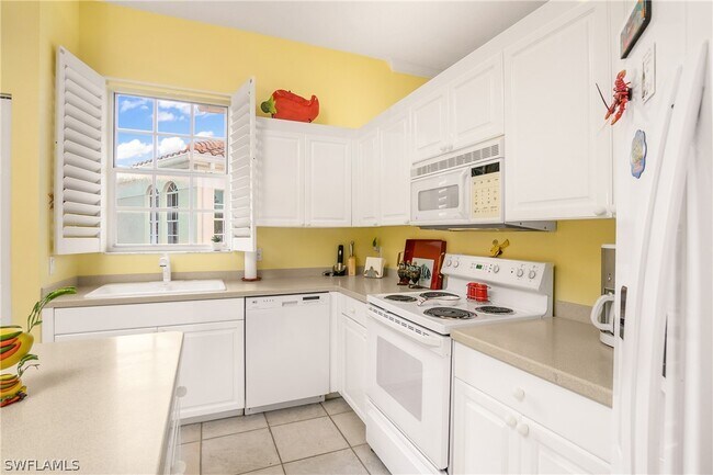 Building Photo - 1000 L'Ambiance Cir