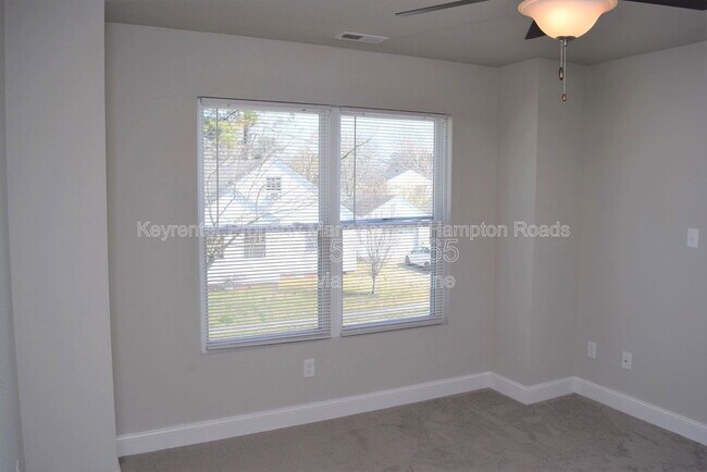 Building Photo - 1 Worden Pl