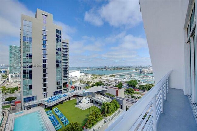 Building Photo - 234 NE 3rd St