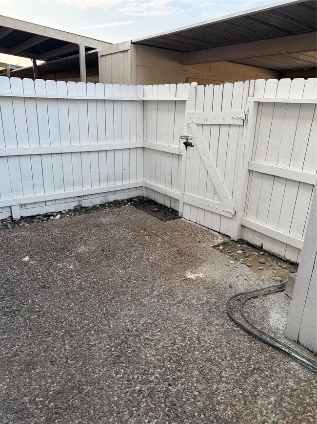 Building Photo - 8321 Nairn St